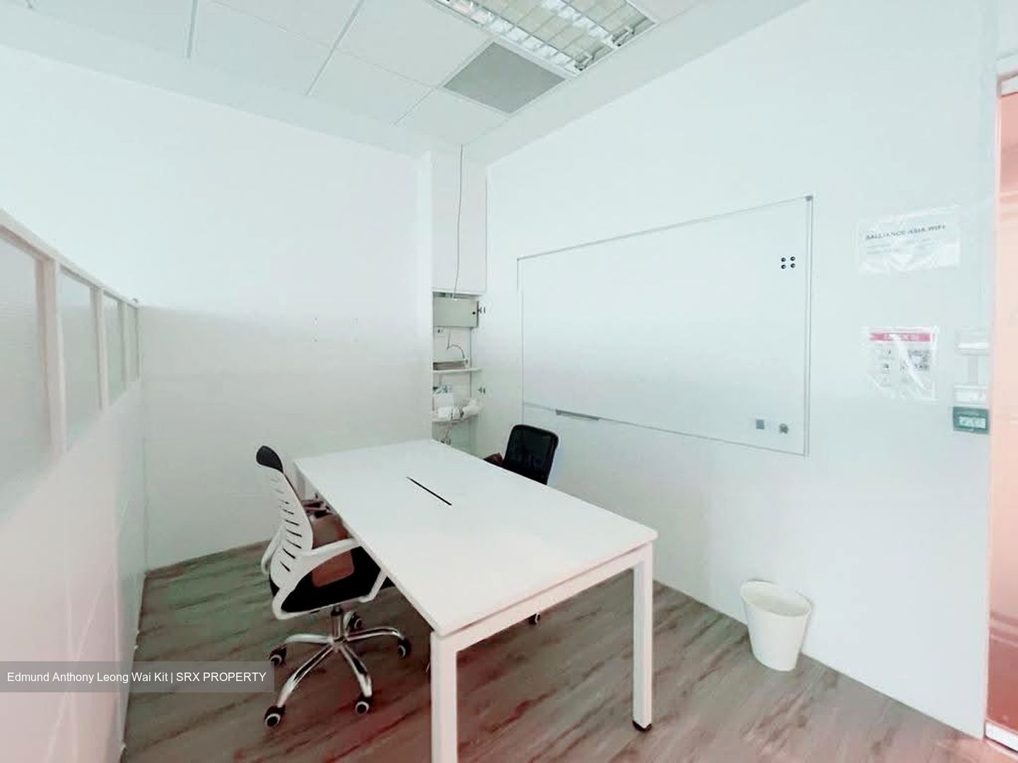 Vision Exchange (D22), Office #618069131